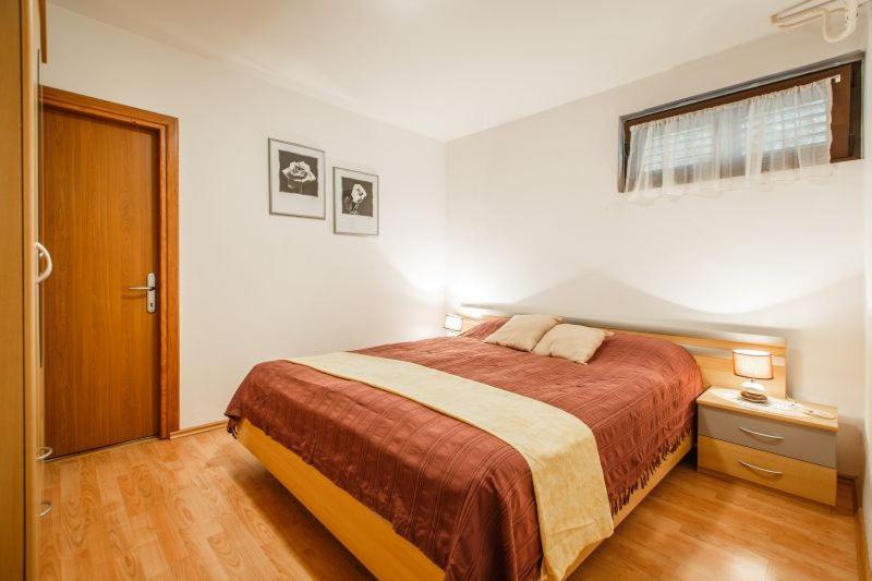 Apartmani Gilda Vrsar Exterior foto